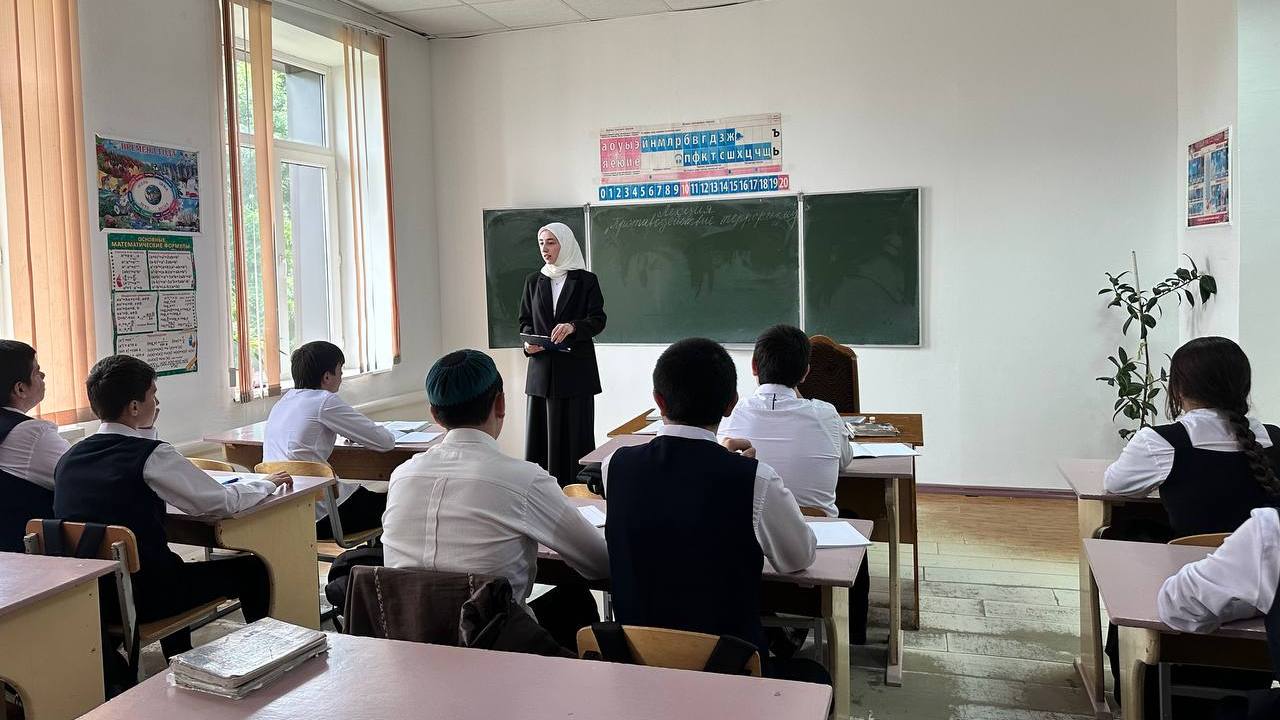 В Кантышевской школе №1 прошли лекция и тренинг по безопасности