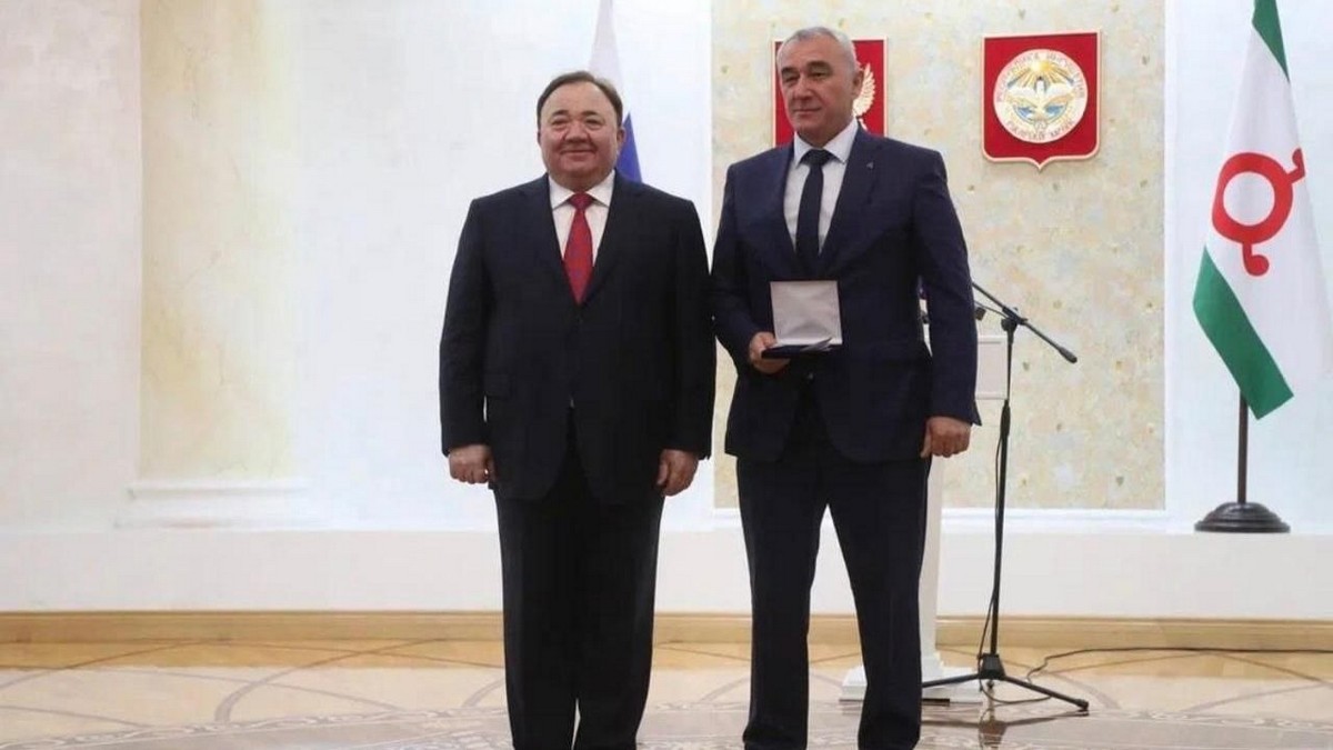 Мэра столицы Ингушетии наградили орденом «За заслуги»