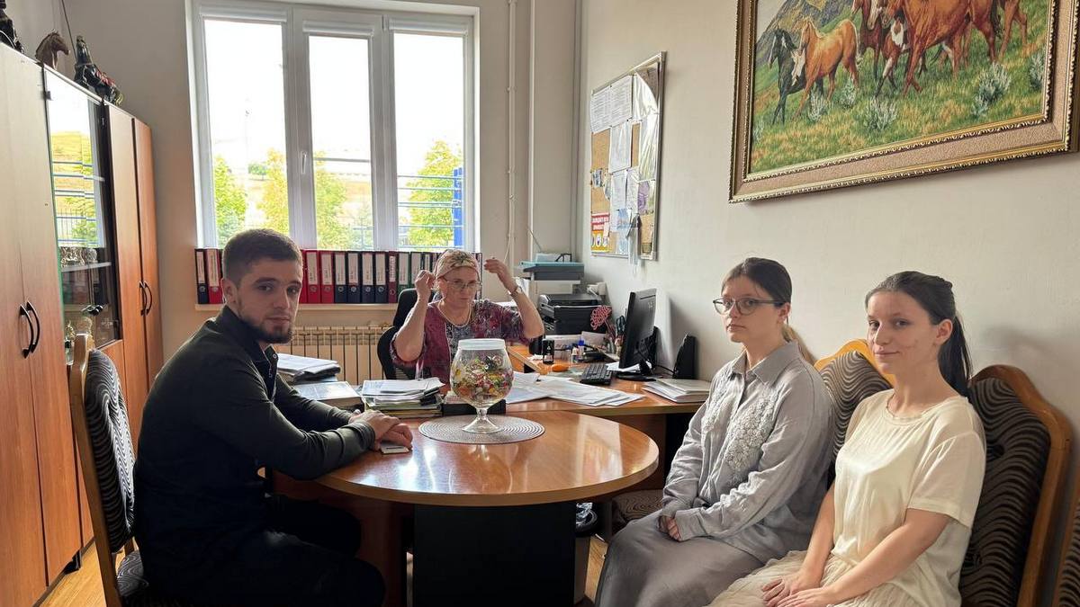 Новости Ингушетии: Дочерям погибшего участника СВО из Ингушетии помогли продолжить обучение