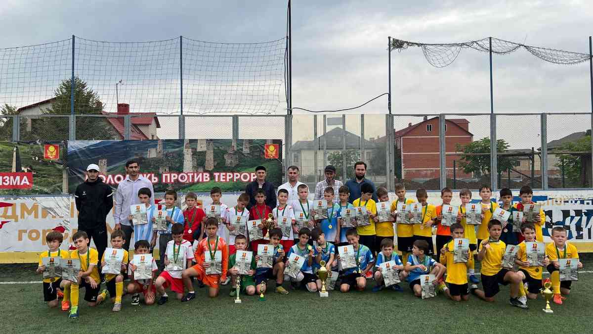 Новости Ингушетии: Семь футбольных команд Назрановского района сразились за звание победителя