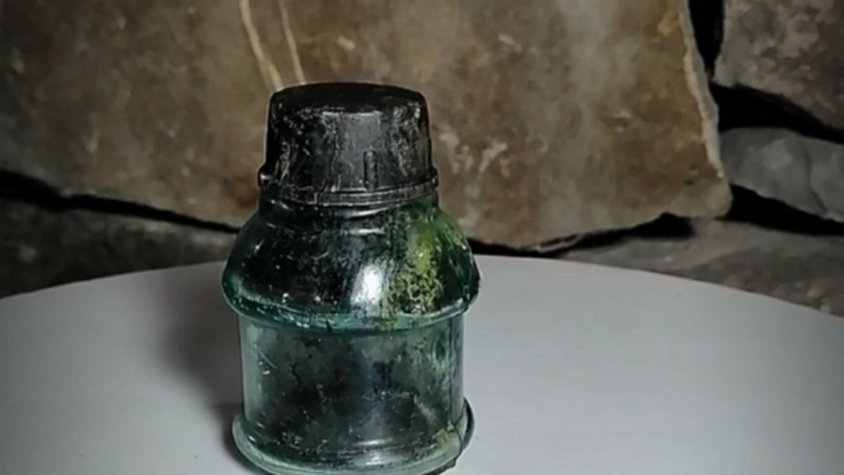 В горах Ингушетии обнаружили чернильницу 90-летней давности