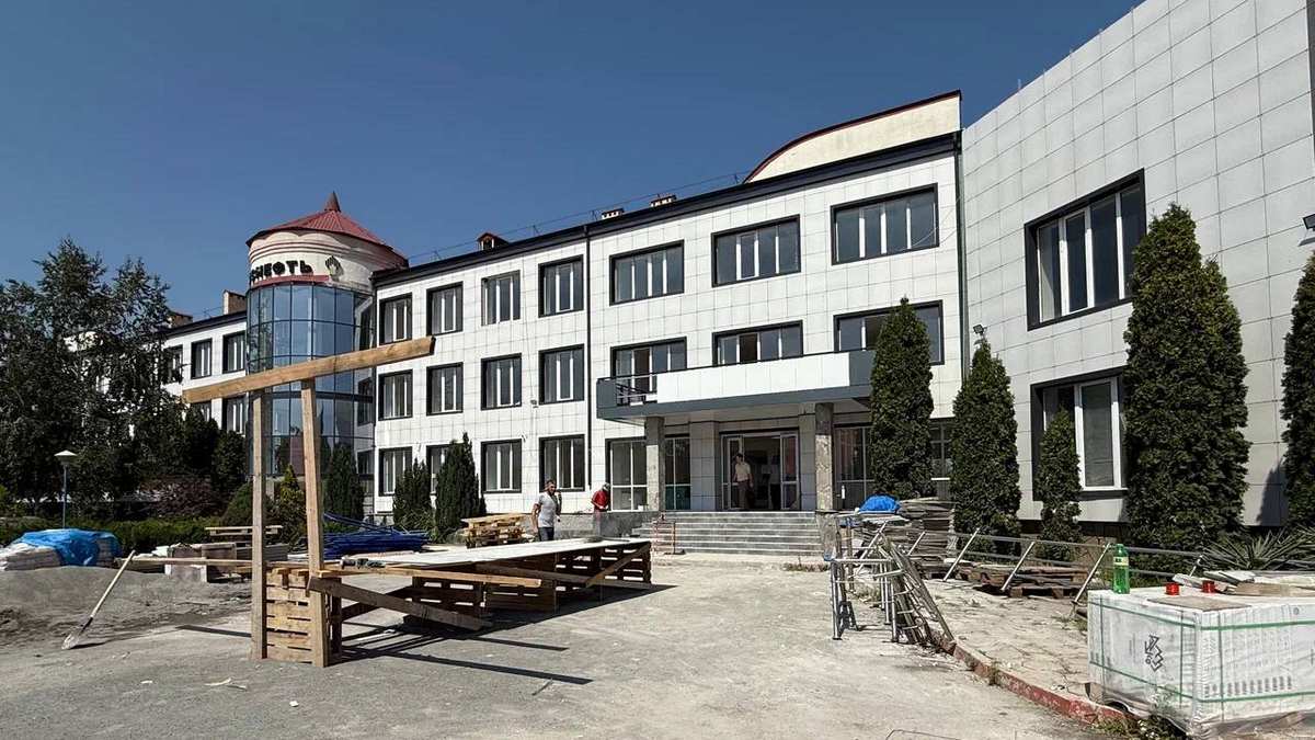 Депутат Госдумы М. Татриев оценил ремонт политехнического колледжа в Назрани