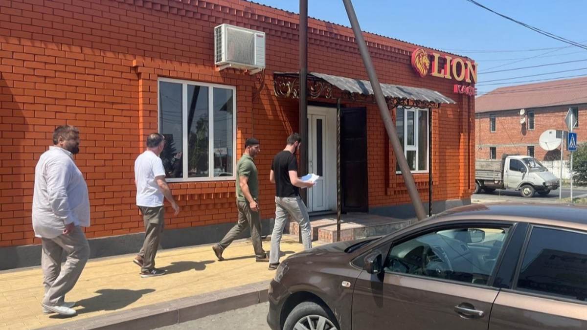 У торговых объектов Карабулака Ингушетии установят урны для мусора